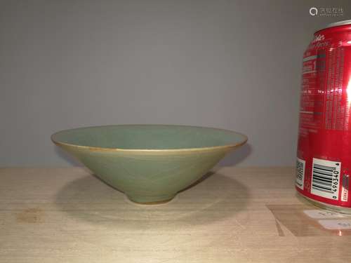 Chinese Longquan Porcelain DouLi Bowl