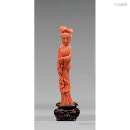 ~ STATUETTE DE JEUNE FEMME