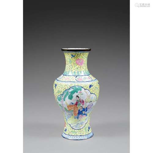 VASE GUANYIN