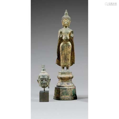 STATUETTE DE BOUDDHA SHAKYAMUNI