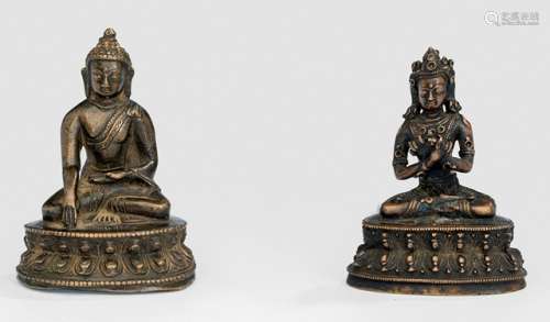 TWO BRONZES DEPICTING BUDDHA SHAKYAMUNI AND VAJRADHARA