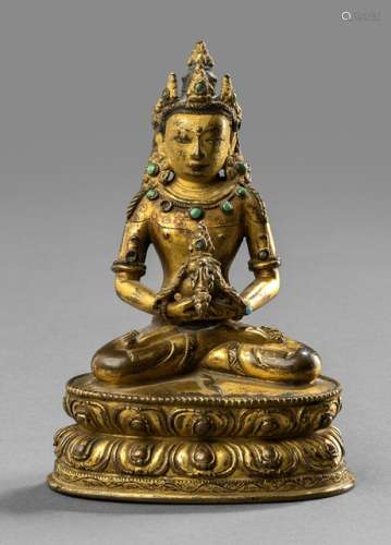 A GILT-BRONZE FIGURE OF AMITAYUS