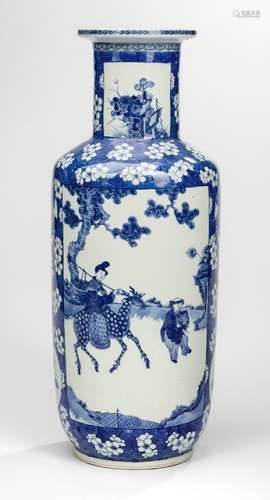 A BLUE AND WHITE ROULEAU VASE WITH IMMORTAL AND SCHOLAR