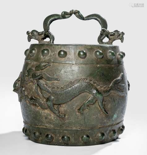 A BRONZE BELL WITH CHILONG HANDLE AND DRAGON RELIEF DECOR
