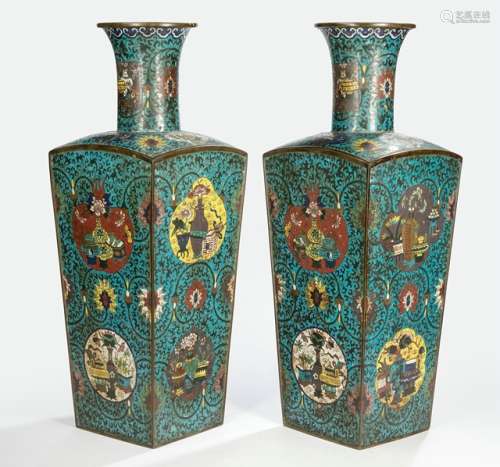 A PAIR OF LARGE CLOISONNÉ VASES WITH ANTIQUITIES DECOR IN LOBED CARTOUCHES