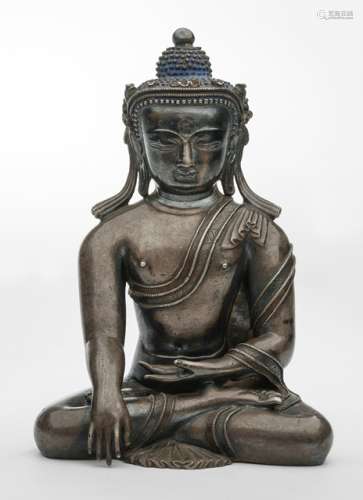 A VERY RARE COPPER INLAID SILVER FIGURE OF BUDDHA SHAKYAMUNI