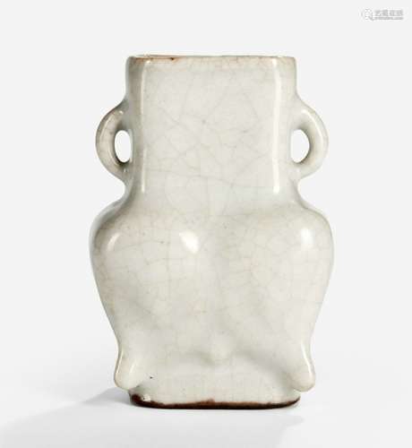 A SMALL VASE WITH HANDLES AND LIGHT GREY GLAZE, China, ca. 18th ct. - Property from a European private collection, acquired before 1990 - Fire crack to the rim