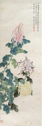 ZHONG HONGYI (1914-1994), Chrysanthemums, China, Hanging scroll, 97,5 x 33,4 cm, ink and colors on paper. Poetic inscription by the artist with signature: 