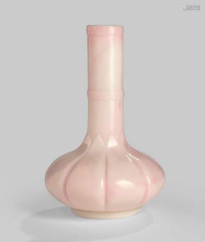 A FINE LIGHT PINK BLOSSOM-SHAPED BEIJING GLASS BOTTLE VASE, China, incised Qianlong four-character mark and of the period - Provenance: From the collection of a member of the Family Baron von Goldschmidt-Rothschild, formerly Palais Grüneburg, Frankfurt on the Main - Few very small chips, partly polished