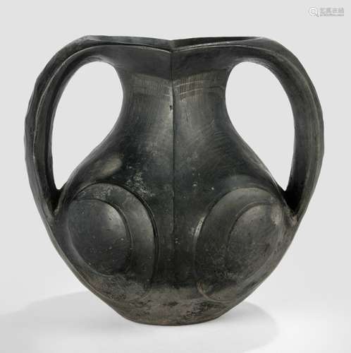 A BLACK EARTHENWARE AMPHORA, China, Sichuan province, Eastern Zhou, Qin or Western Han dynasty - Property from a Bavarian private collection, bought 1996 from Marc Richards - Very minor wear