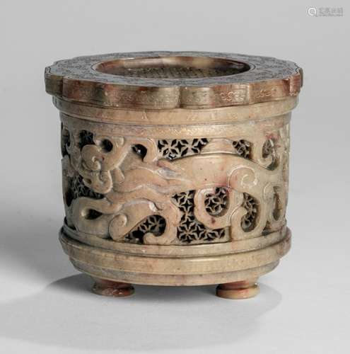 A CARVED SOAPSTONE BOX AND COVER, China, 18th/19th ct. - Property from the estate of a North German private collector, assembled until 1999, by descent to the present owner - Partly chipped, repairs