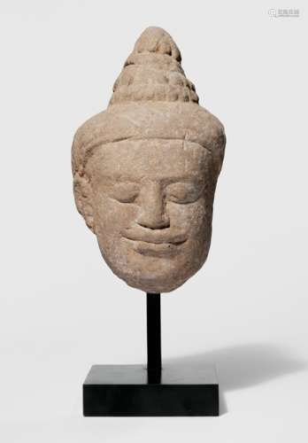 A SANDSTONE HEAD OF BUDDHA SHAKYAMUNI