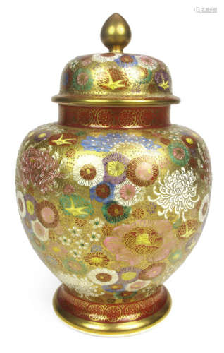 A SATSUMA VASE AND COVER WITH 'MILLE-FLEUR' DECORATION