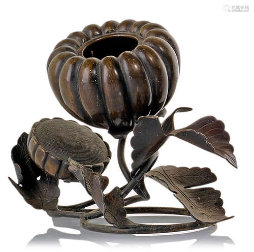 A BRONZE KORO IN SHAPE OF A CHRYSANTHEMUM BRANCH