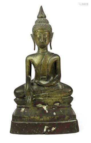 A BRONZE FIGURE OF SEATED BUDDHA SHAKYAMUNI