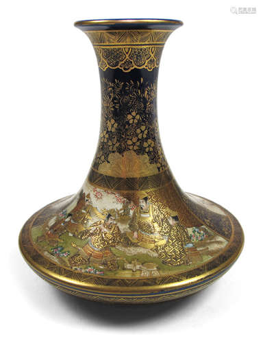 A SATSUMA VASE WITH FIGURAL DECORATION