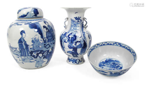 A BLUE AND WHITE PORCELAIN VASE AND COVER