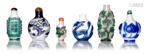 A GROUP OF SIX GLASS OVERLAY SNUFF BOTTLES