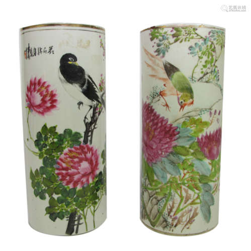 A PAIR OF POLYCHROME DECORATED PORCELAIN VASES DEPICTING PEONIES AND BIRDS