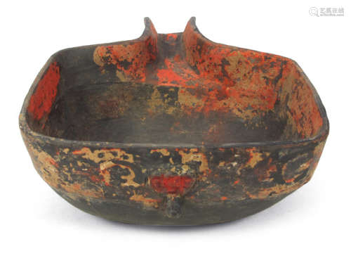A PAINTED POTTERY POURING VESSEL (YI)
