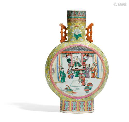 GROßE PILGERFLASCHE MIT ROMANSZENEN. China. Wohl Guangxu-Periode (1875-1908). Porzellan, bemalt in