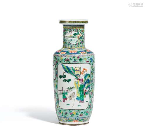 ROLEAU-VASE MIT TANZENDEM KRANICH UND GELEHRTEN. China. Qing-Dynastie. Porzellan in famille verte