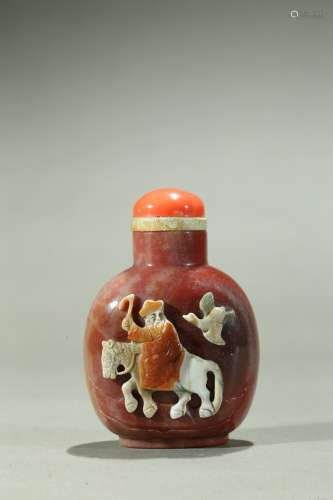 A carnelian agate 'horse' snuff bottle