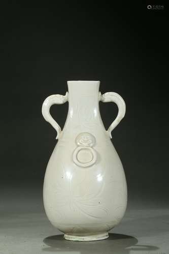 A Ding-type carved double handle vase