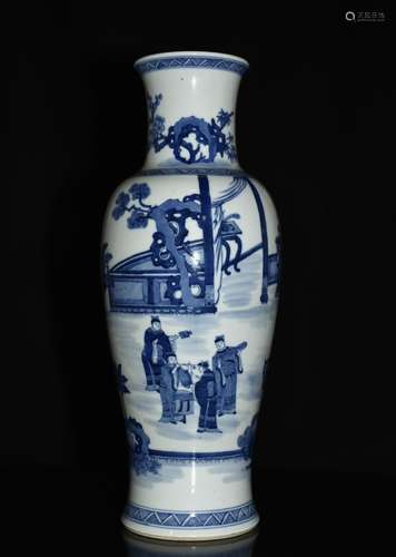 A BLUE AND WHITE VASE