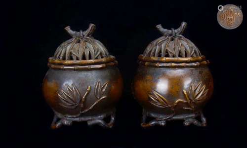 A  PAIR OF BRONZE CENSER AND COVER