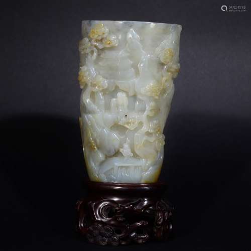 A JADE CARVED BRUSH POT ORNAMENT