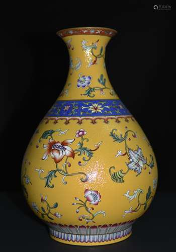 A YELLOW GROUND FAMILLE ROSE YUHUCHUN VASE