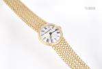 Jaeger-Le-Coultre, montre-bracelet de dame en or jaune .750