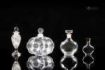 Lalique, flacon de parfum en verre moulé pressé