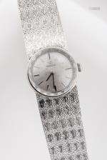 Omega, montre-bracelet en or blanc .750, mvt mécanique