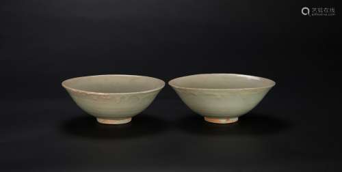 Song-A Pair Of Celadon Glazed Flowers Bowls