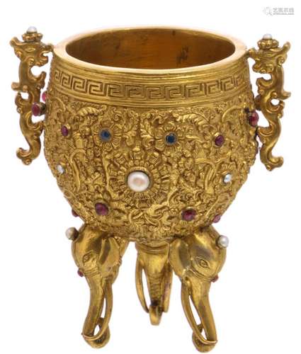 A Chinese tripod gilt bronze incense burner, floral and elephant relief decorated, with semi-precious stones and pearl inlay, marked, H 12,5 cm