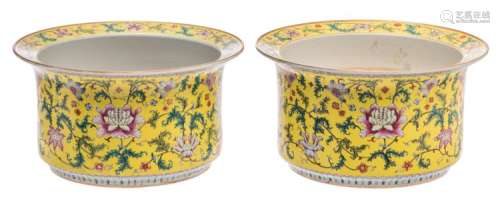 A pair of Chinese yellow ground famille rose floral decorated jardinieres, H 22 - ø 39,5 cm