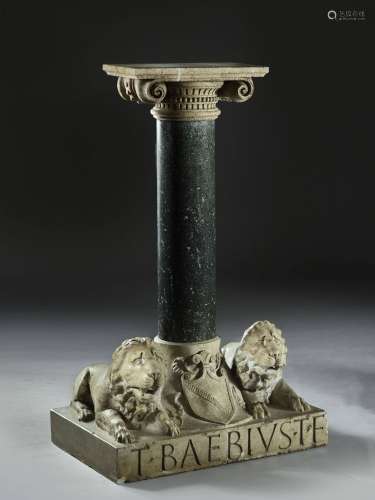 COLONNE COMPOSITE DU XIXe SIÈCLE Constituée d'un fût en marbre noir moucheté, d'un chapiteau ionique