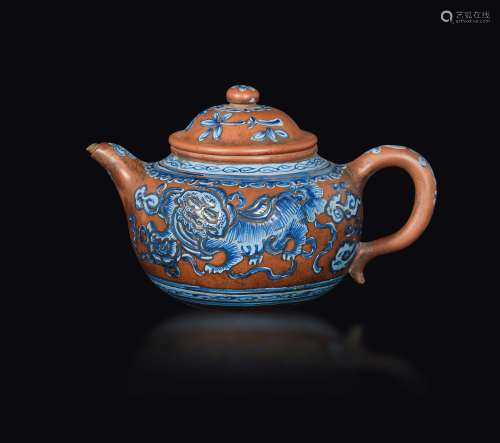 An Yixing teapot with Pho dog, China, Qing Dynasty, 19th c ...
