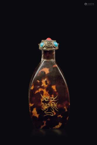 A tortoiseshell snuff bottle with semi-precious stone inlays  ...