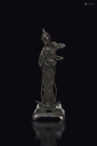 A bronze figure of Guanyin, China, Ming Dynasty, 17th cent ...