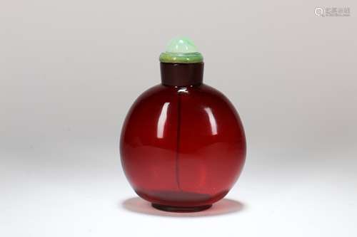 A Chinese Peking Glass Snuff Bottle