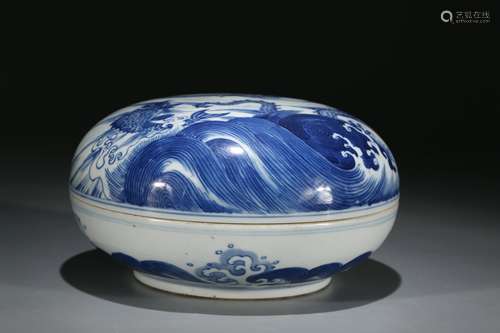 A Chinese Blue and White Porcelain Box with Cover