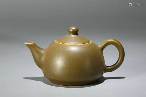 A Chinese Tea Brown Glazed Tea Pot