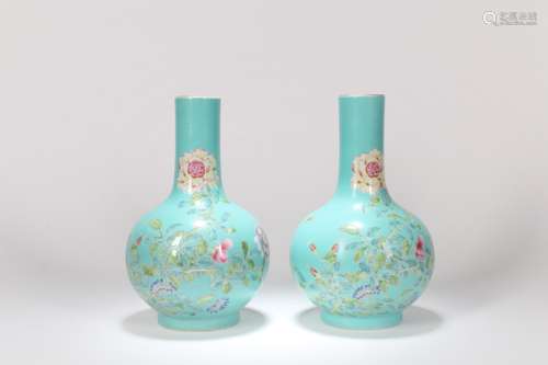 A Pair of Chinese Famille-Rose Porcelain Vases