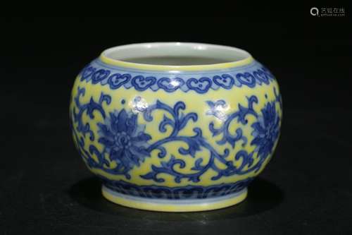 A Chinese Yellow Ground Blue and White Water Porcelain Jar