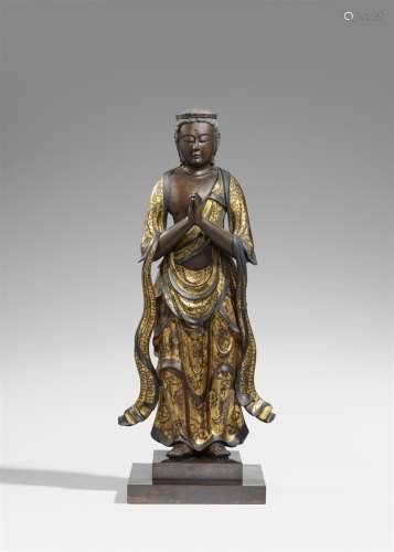Figur des Seishi Bosatsu. Holz, schwarz lackiert und vergoldet. Späte Edo-Zeit
