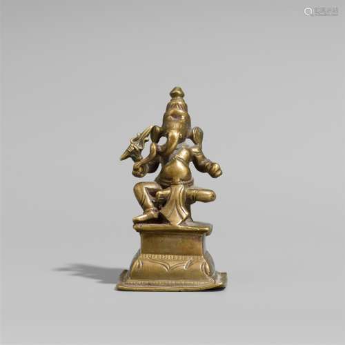 Figur des vierarmigen Ganesha. Gelbguss. 19. Jh.