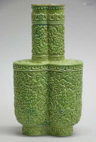 Chinese Porcelain Double Mouths Green Glazed Vase